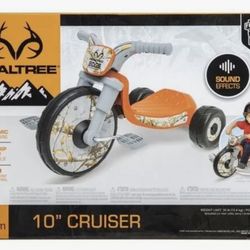 Fly Wheels Realtree Junior  10 inch Cruiser Tricycle Ride On  NEW