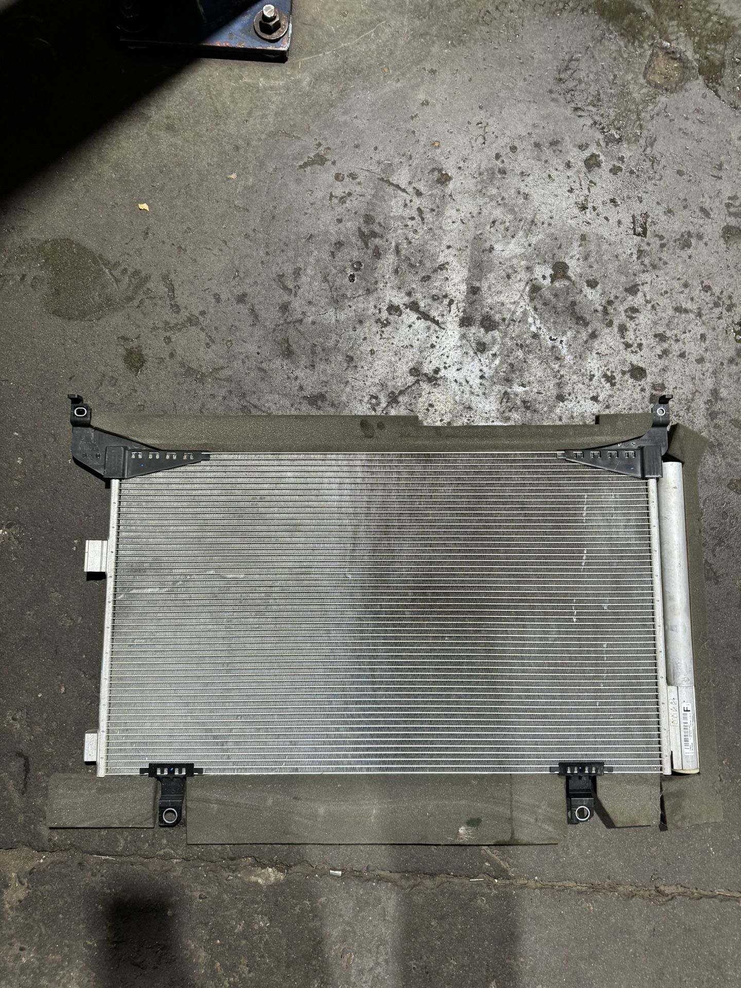 Subaru Forester AC Condenser 