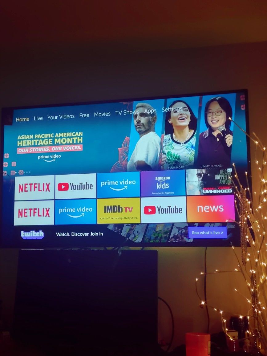 60 Inch SMART Tv (( Insignia ))