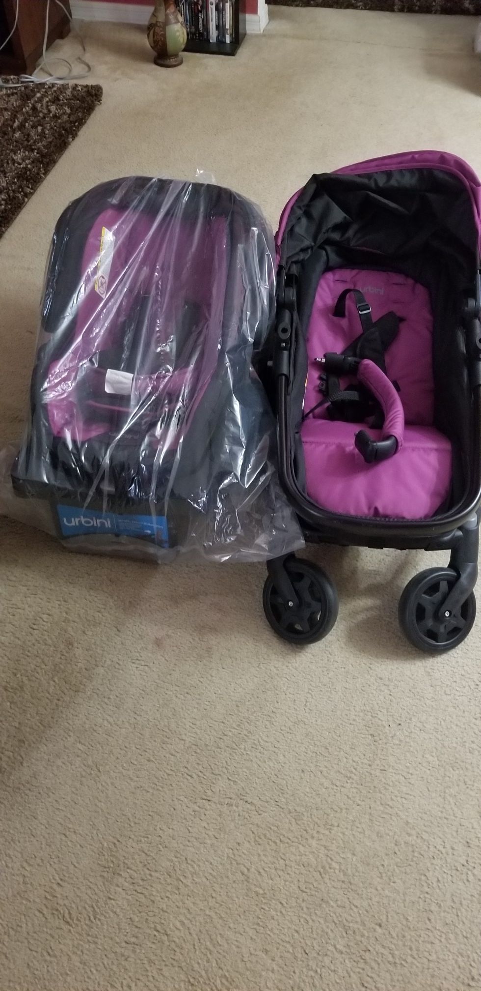CAR SEAT WITH STROLLER LIKE NEW