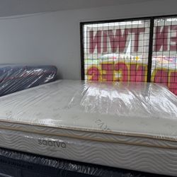 KING SIZE SAATVA CLASSIC MATTRESS & BOX SPRINGS BED SET