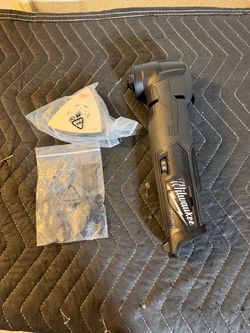 Milwaukee M12 FUEL 12V Lithium-Ion Cordless Oscillating Multi-Tool (Tool-Only)