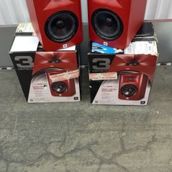 JBL LSR305 5 in. Limited Edition Powered Studio Monitor - Matte Red