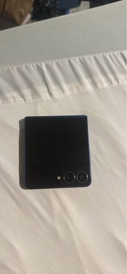 Samsung Galaxy Z Flip 7 - Unlocked 🔓