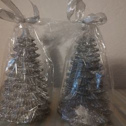 2 Silver Xmas Tree Candles 