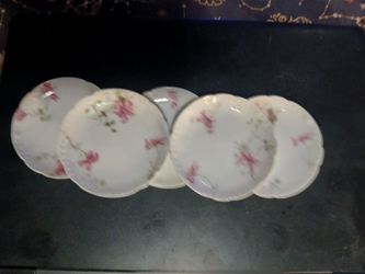 **VINTAGE** Saucer Plates