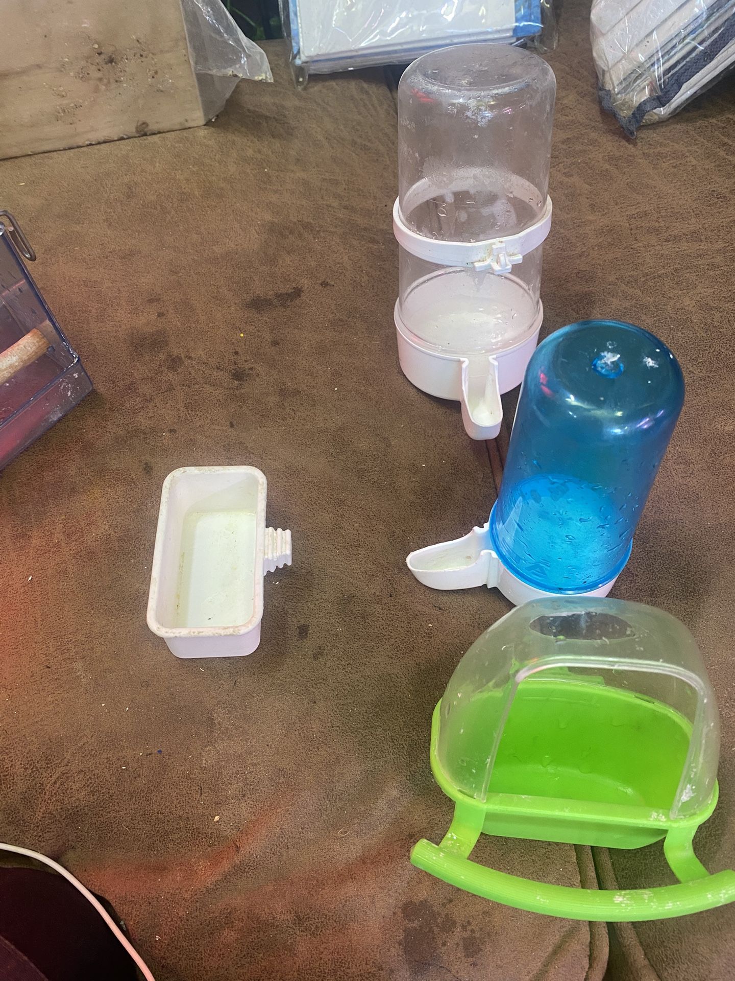 Bird Feeders For Cage Birds 