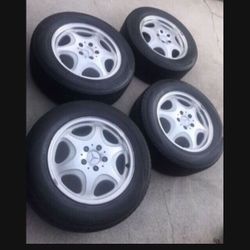 4 —- 225/60r16 5x112 5x4.41 Stock Mercedes S420 Rims Wheels With Tires Good 80% Treads!!!!