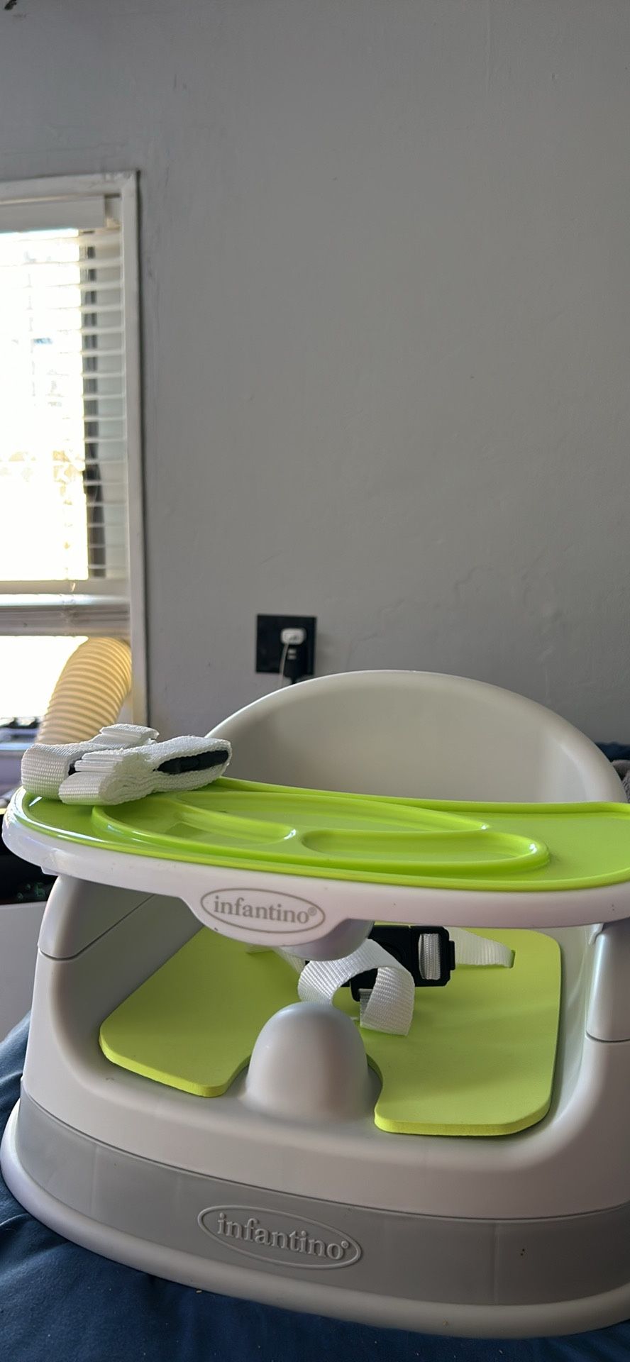 infantino grow with me booster seat