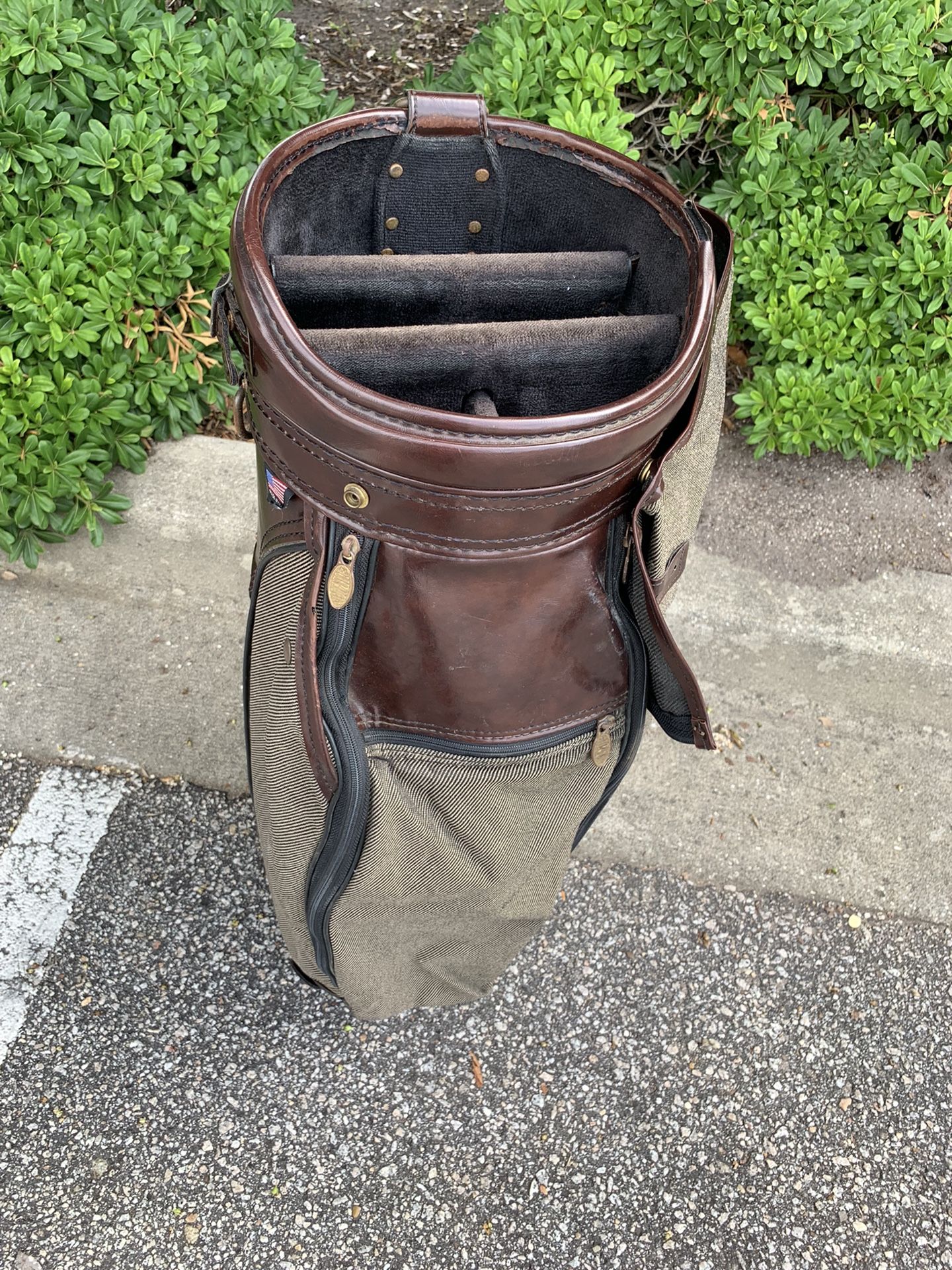 Burton Golf Bag Used Good