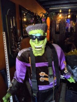 Singing" Frankenstein"