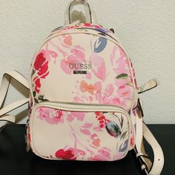 Brand new GUESS Back pack♥️