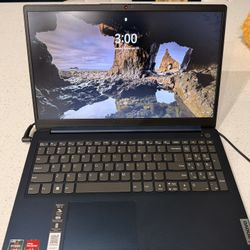 Lenovo  IDEAPAD (15”7)