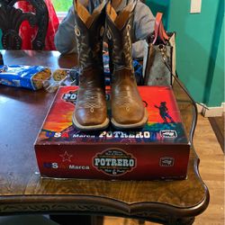 BOOTS FOR SALE 