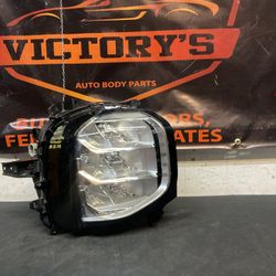 MITSUBISHI OUTLNDER 2022-2024 RH HEADLIGHT OEM