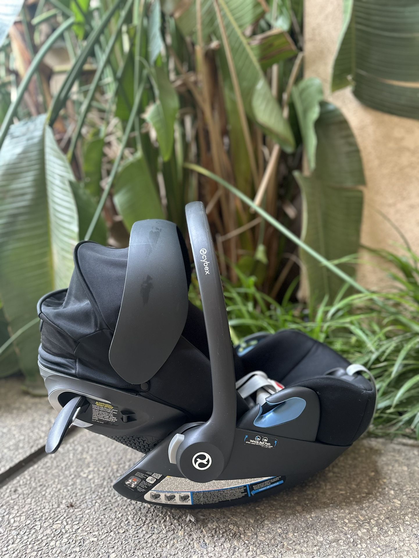 Cybex Cloud G Lux Comfort Extend Infant Car Seat