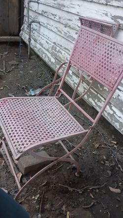 Pink Wrought Iron Patio Chair Set