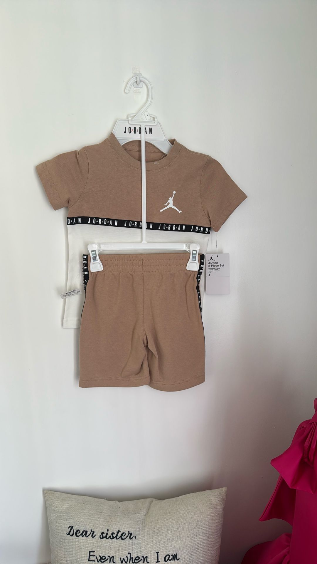 Boys Size4 Brand new
