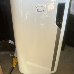 DELONGHI 4 in 1 AC