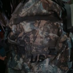 U.S. ARMY BACKPACK