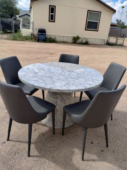 Dining room set