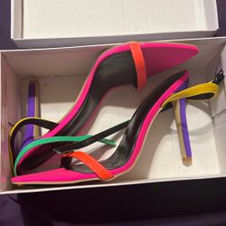 Neon Multicolor Pointed Tor Heel 