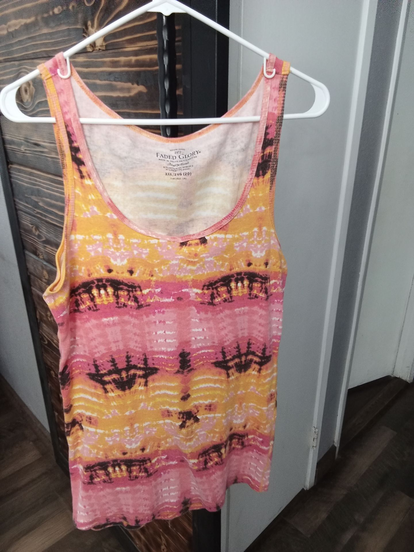 Women's Tank Top Size 2XL By Faded Glory