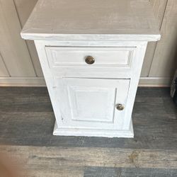 Side Table W/ Storage 100 obo