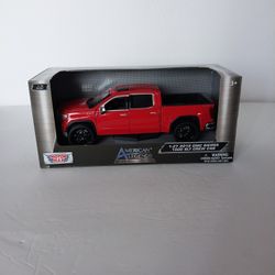 Motor Max American Legends 2019 GMC Sierra 1500 SLT Crew Cab