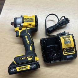 Dewalt 1/2in Atomic Compact Drill Kit 