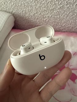 Beats Studio Buds+