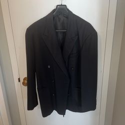 French Connection Men’s Medium Suit Jacket. Black . Mint Condition.