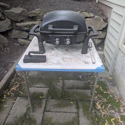 Portable Propane Grill + Accessories