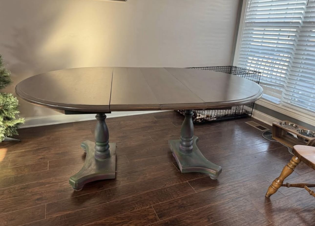 Dinning Room Table