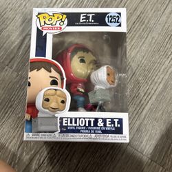 Elliot And ET Funko Pop