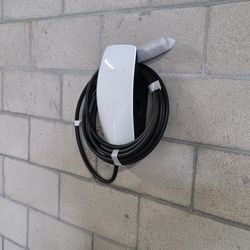 Tesla Wall Charger installation Mounting