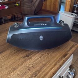 Skull Candy barrel Bluetooth speaker