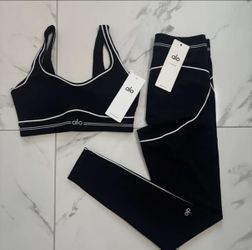 ALO WOMENS WORKOUT SETS