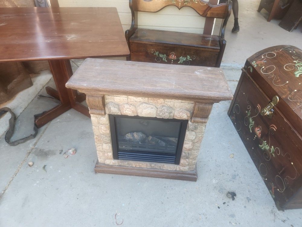 Electric Fireplace And Heater