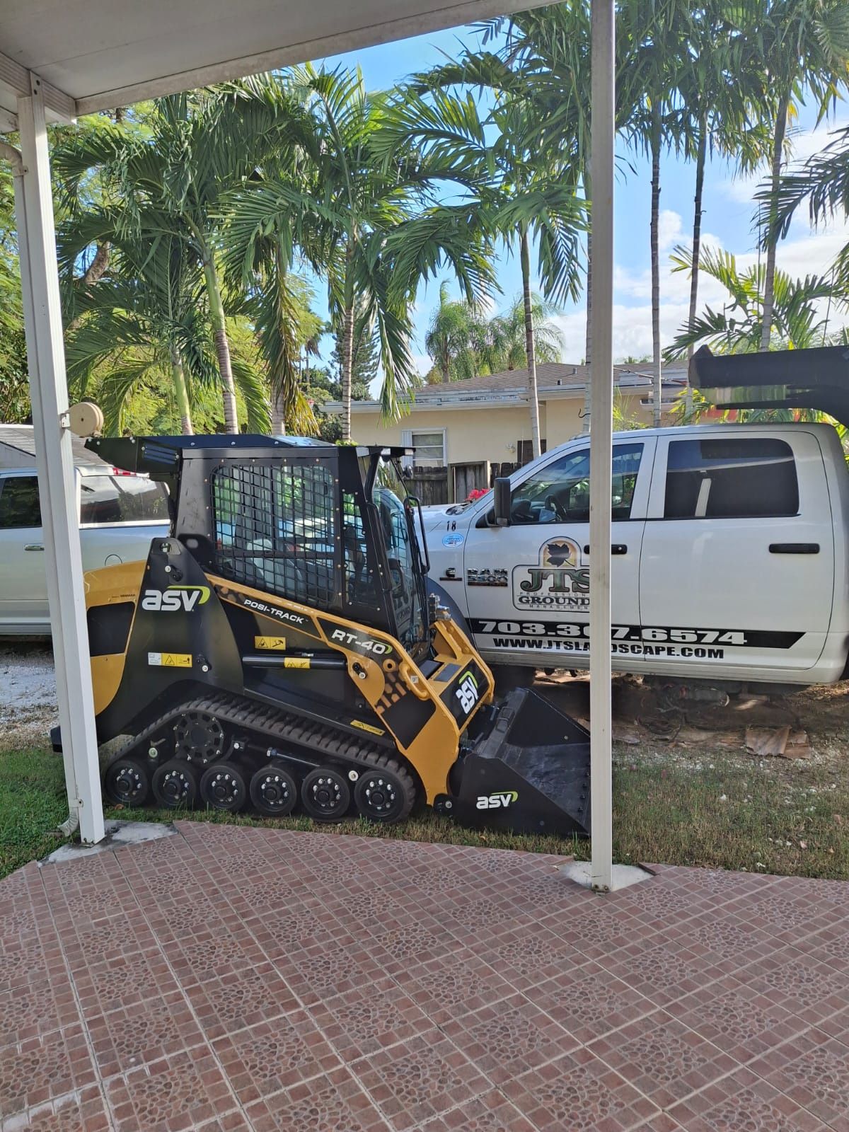 Bobcat Excavadora Volteó