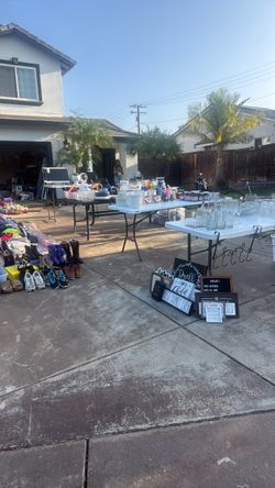MOVING SALE !!! Sat 19 7:am -1:pm