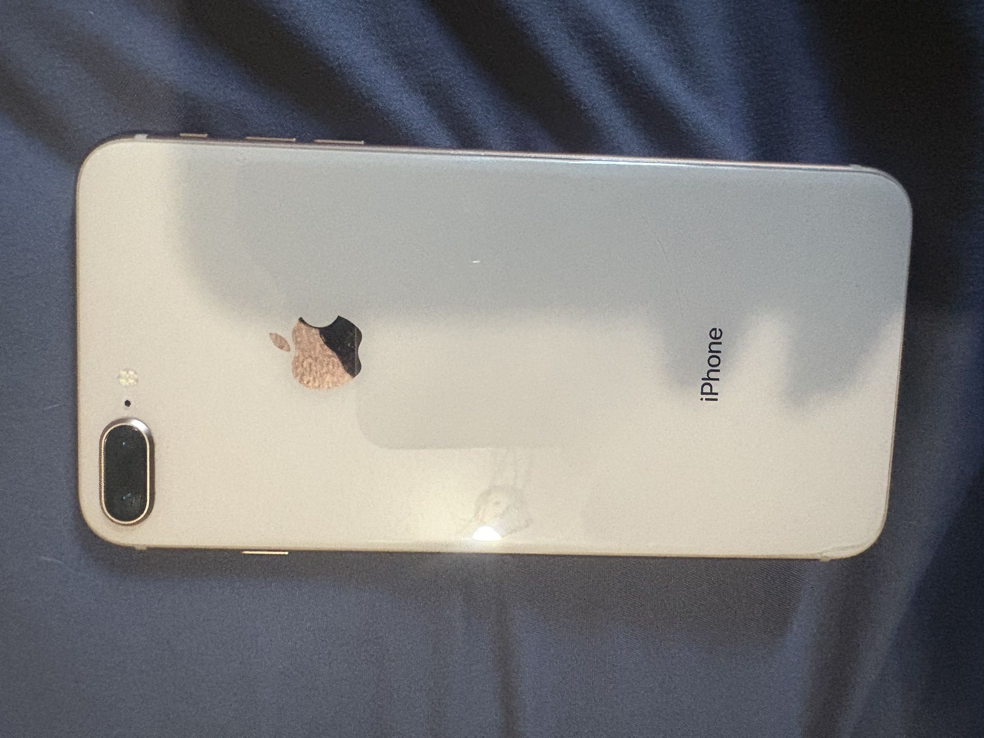 iPhone 8 Plus