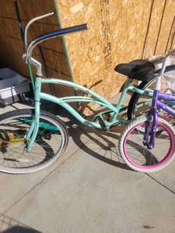 Free beach cruiser and girls bike tires need to be replaced must take both