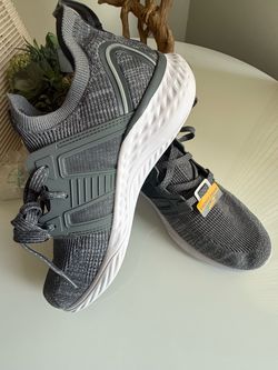 New! No box Men’s sneakers size 11