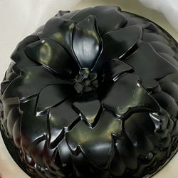 Pointsettia Bundt Cake Pan 