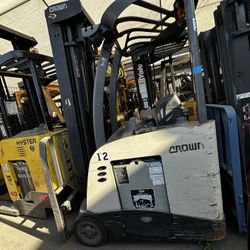 Crown Electric Forklift For Sale! 