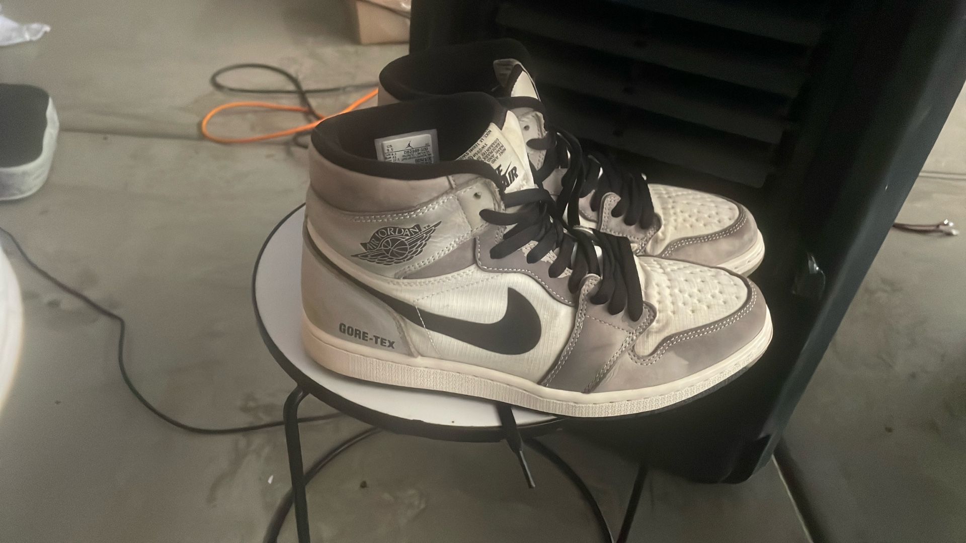 Jordan 1 Retro Element Gore -Tex