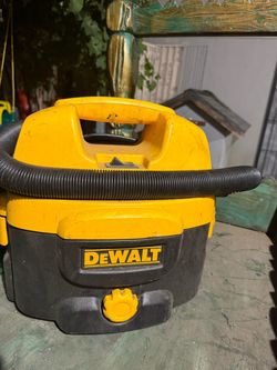 DeWalt vacuum.