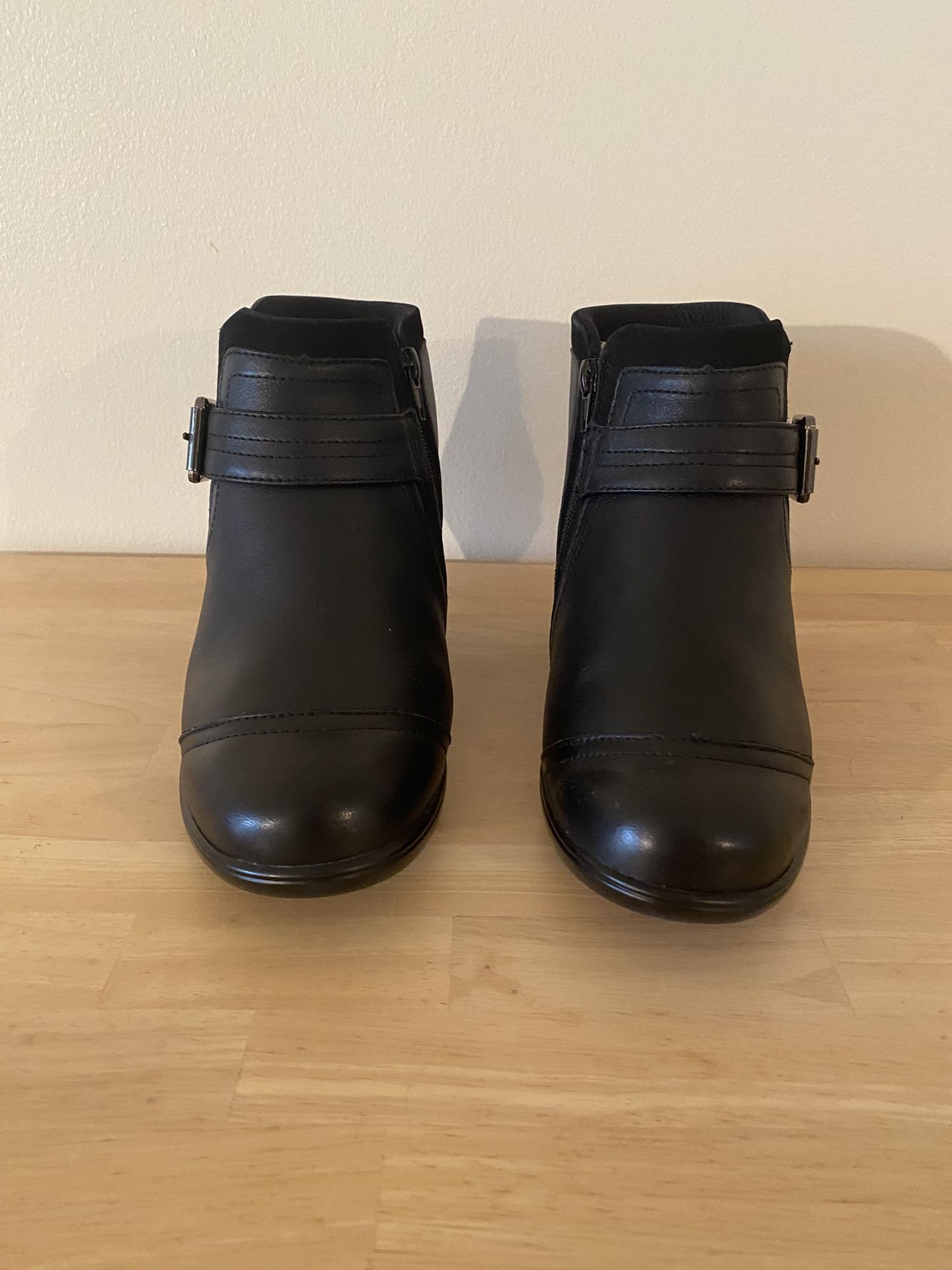 Ladies Black Leather Boots