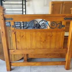 Beautiful Queen Bed Frame 